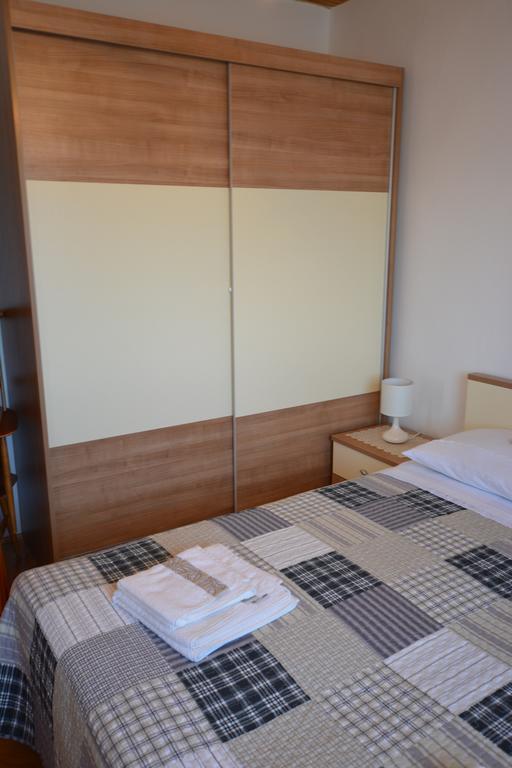 Apartment Slavica Kornic Exterior photo